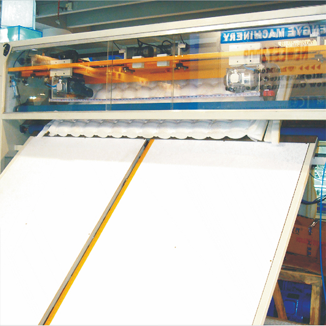 Máquina cortadora de painel computadorizada HY-QG-3